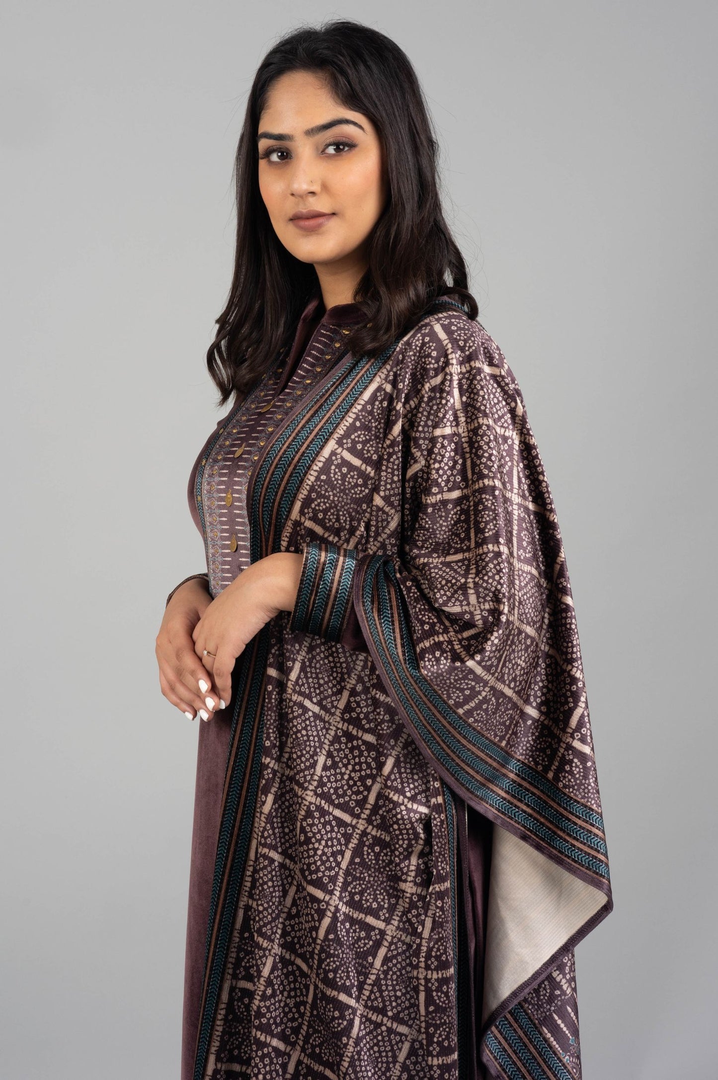 Velvet Kurti Suit with Printed Back & Dupatta – 3 Piece Set