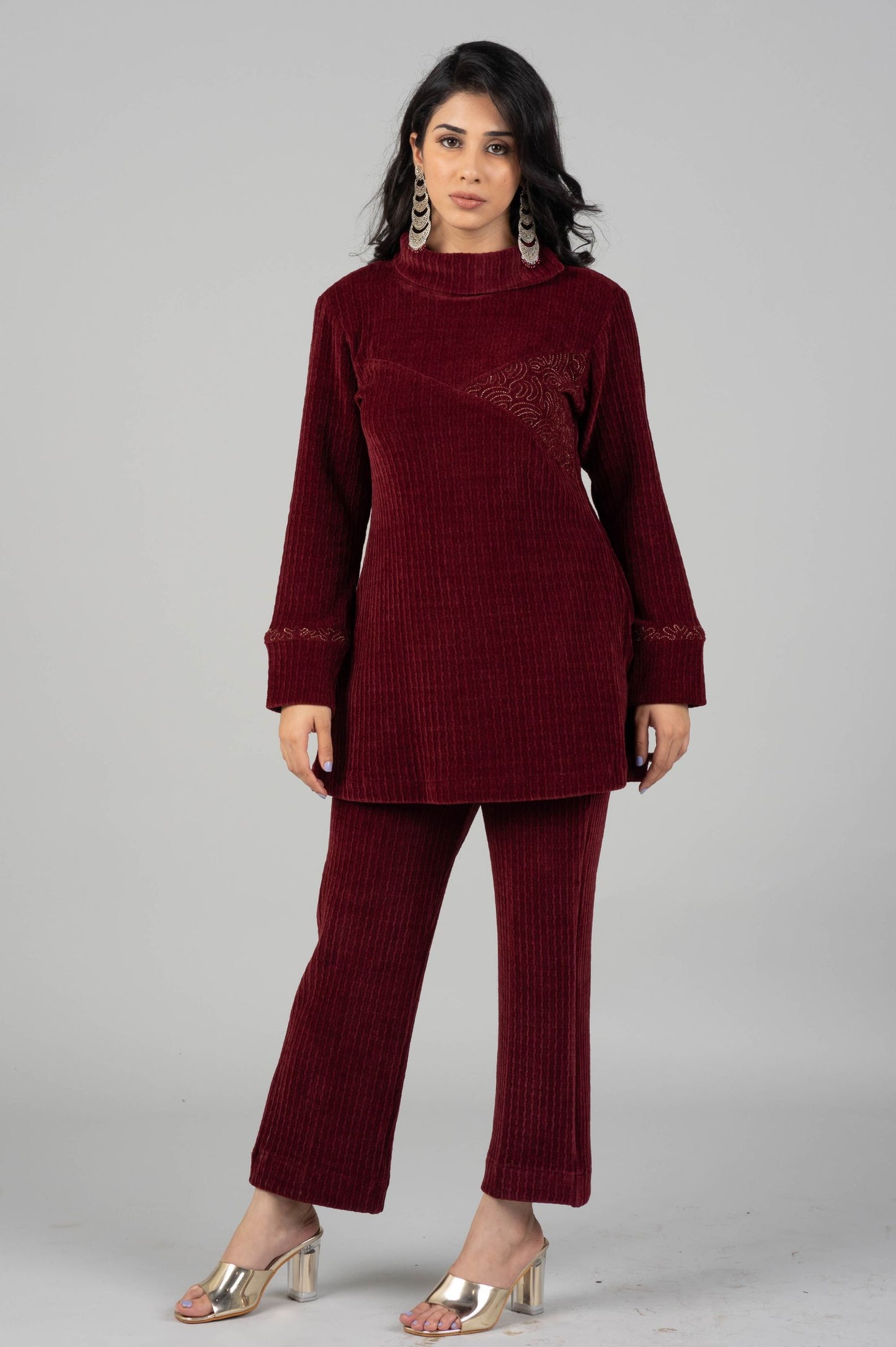 Mehroon Chenille Knitted Co-ord Set with Aari Embroidery