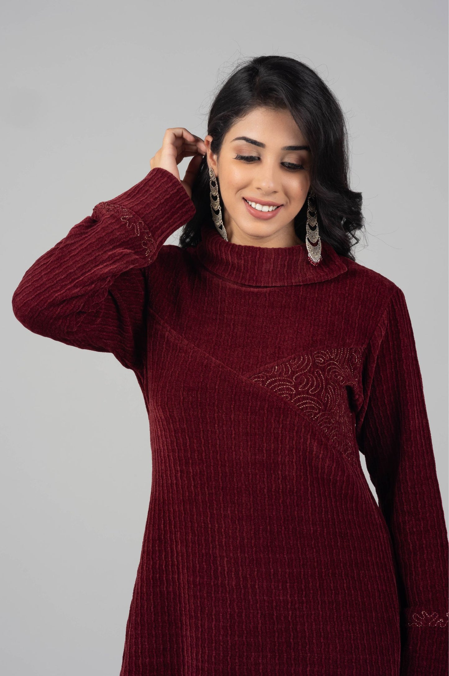 Mehroon Chenille Knitted Co-ord Set with Aari Embroidery